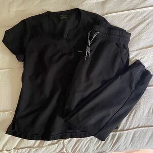 Black Jaanuu Scrub Set